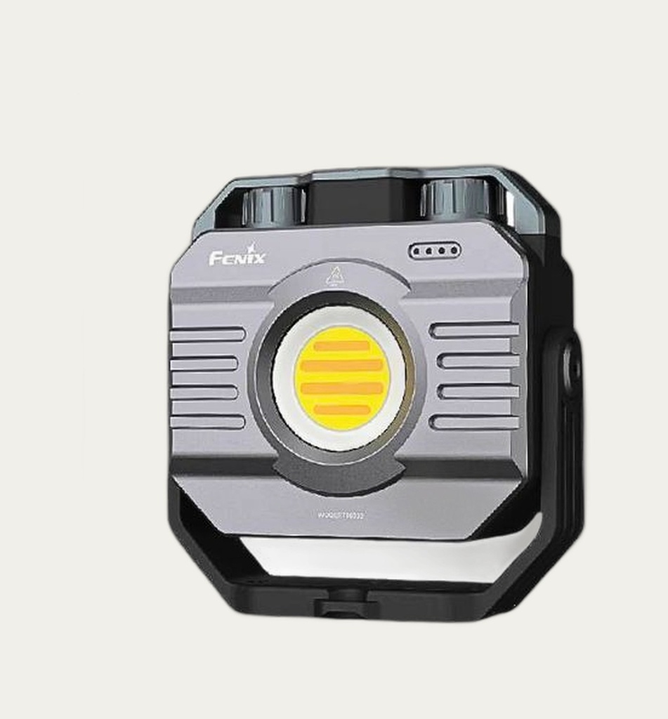 FENIX CL28R Lantern